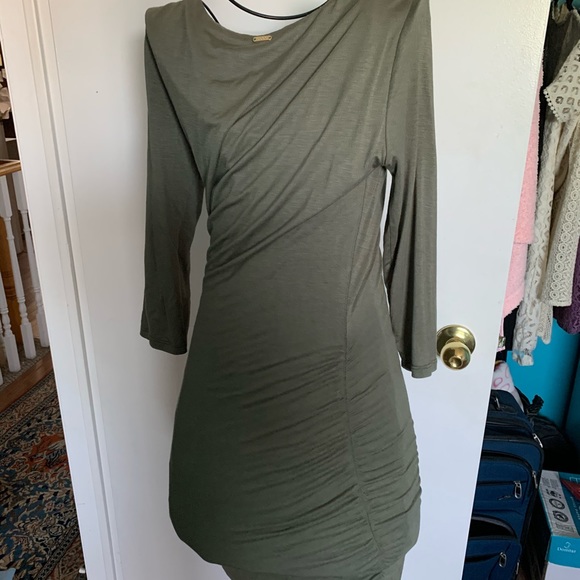 Bebe green dress - Picture 2 of 2
